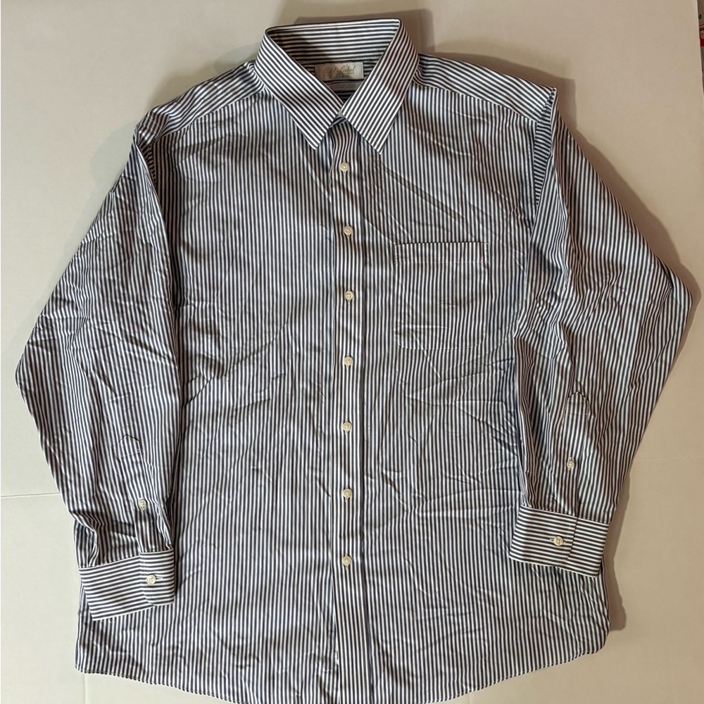 Gold Label Roundtree & Yorke fitted men’s shirt. Button.SZ‎ 17/33. 100% poplin